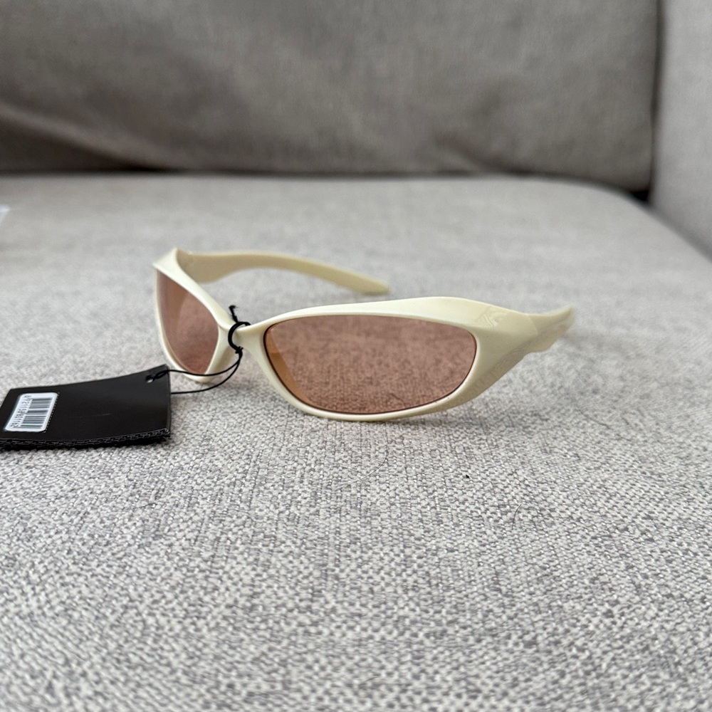 Sporty Sunglasses 😎